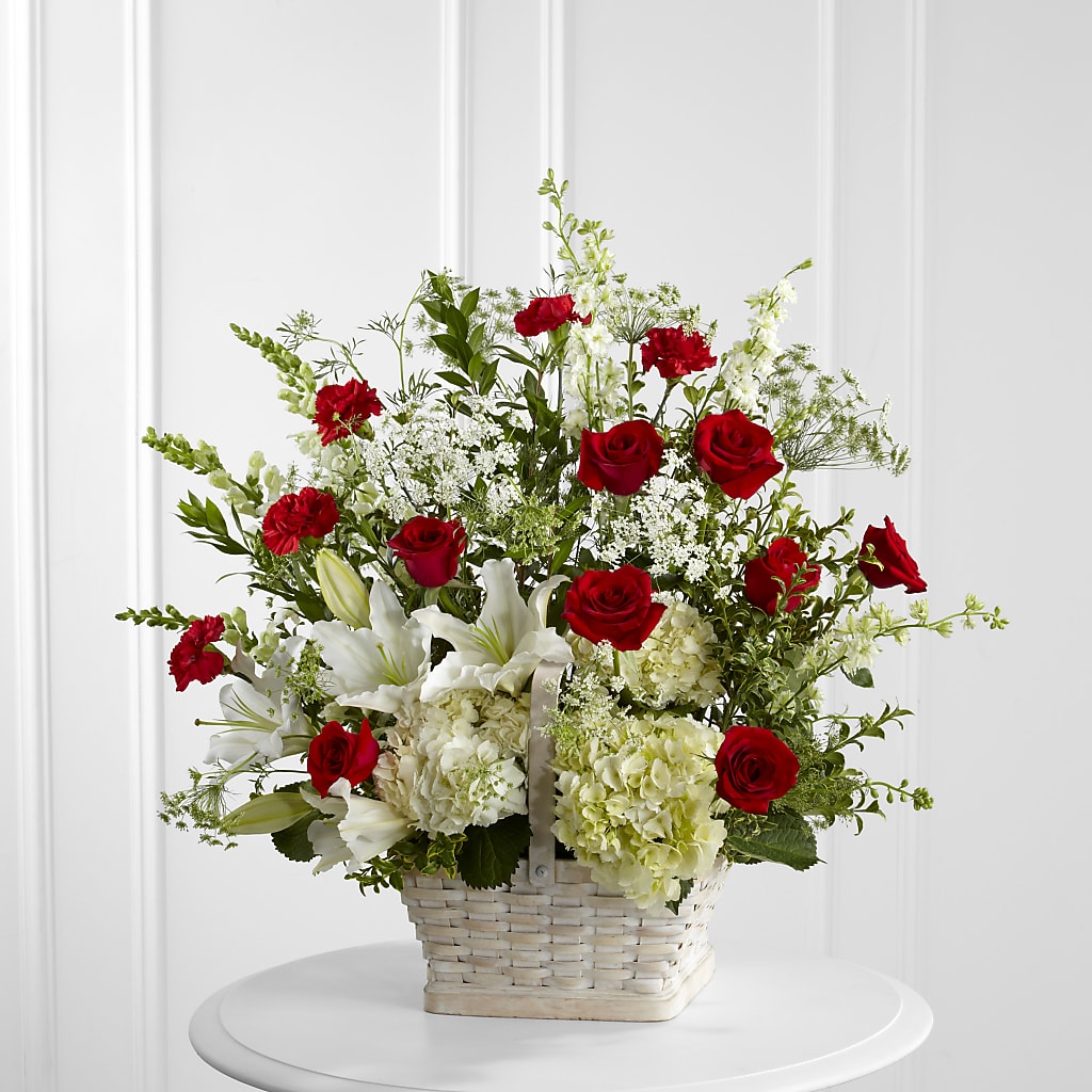 In Loving Memory Arrangement – Dreamy Flowers Llc, Wesley Chapel FL