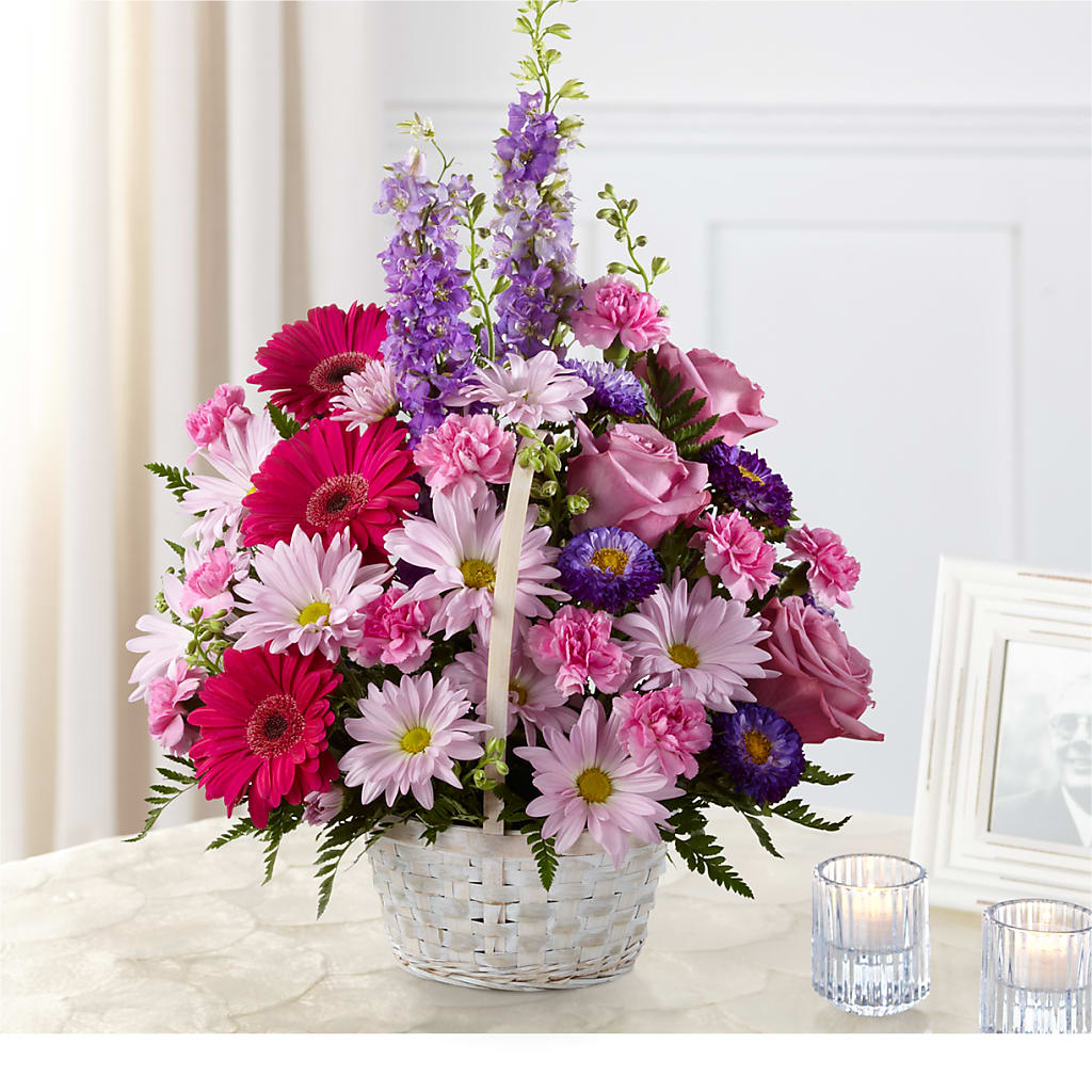 Pastel Peace Basket – Dreamy Flowers Llc, Wesley Chapel FL