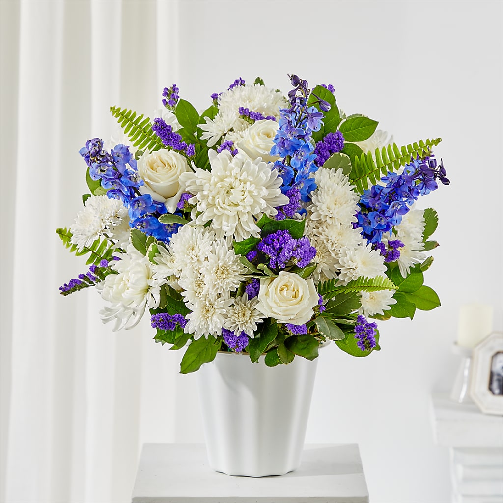 Hold Dear Tabletop Basket – Dreamy Flowers Llc, Wesley Chapel FL