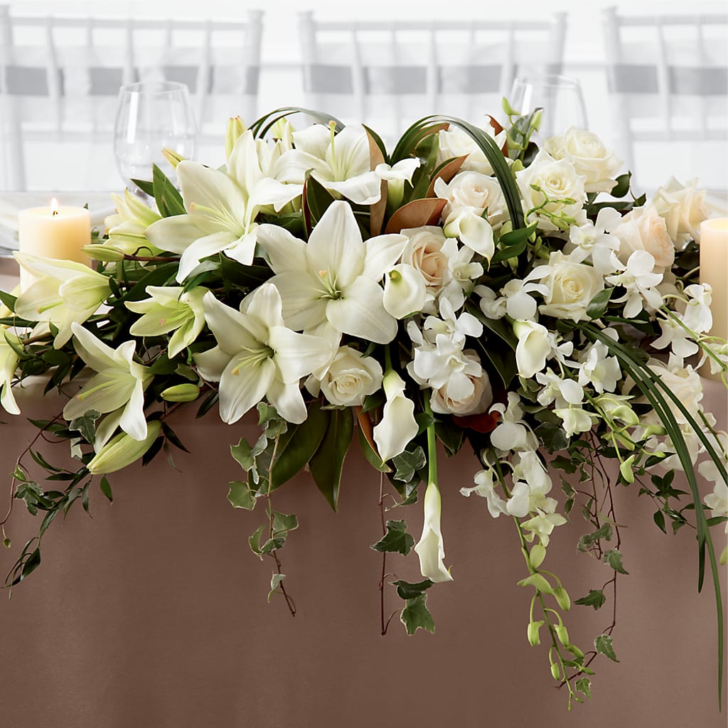 White Linen Arrangement – Dreamy Flowers Llc, Wesley Chapel FL