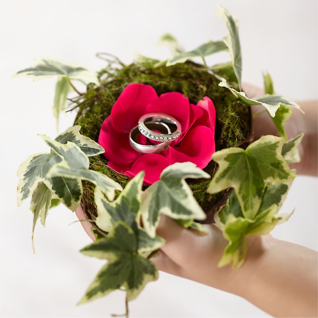 Lila Rose Ring Nest – Dreamy Flowers Llc, Wesley Chapel FL