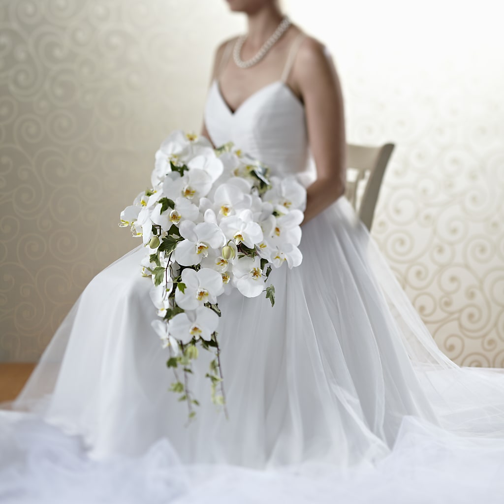 Classic White Bouquet – Dreamy Flowers Llc, Wesley Chapel FL