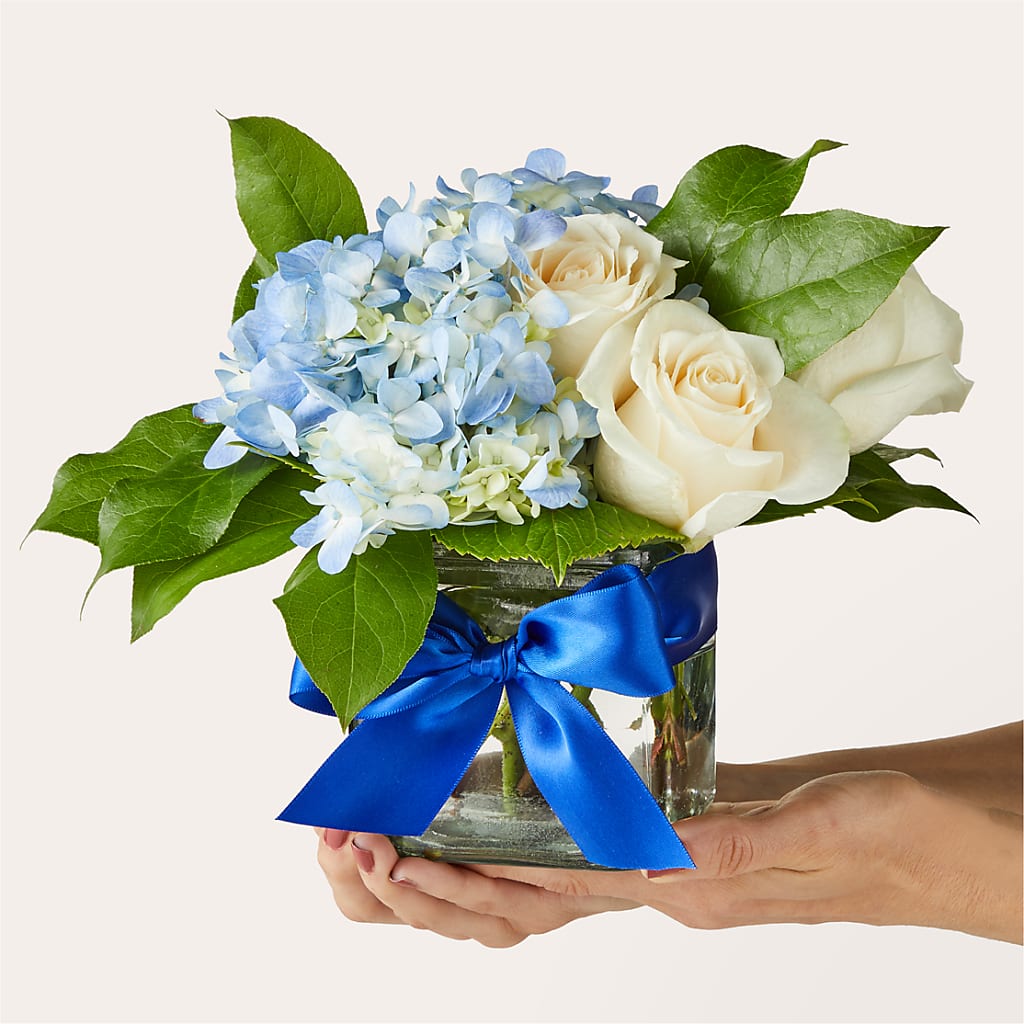 Sky Blue Delight Bouquet –  Dreamy Flowers Llc, Wesley Chapel FL