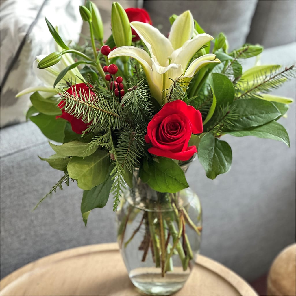 Sparkling Snowflakes Bouquet –  Dreamy Flowers Llc, Wesley Chapel FL