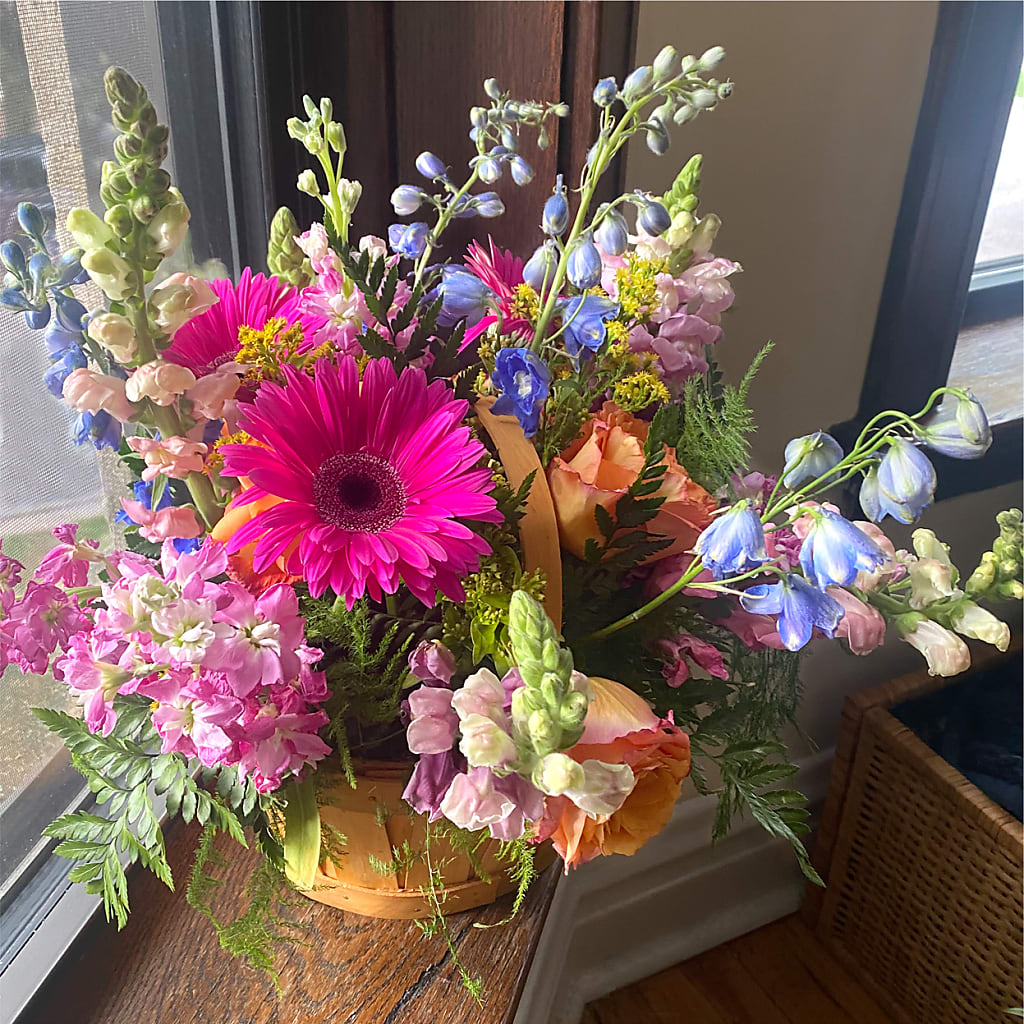 Garden of Life Basket –  Dreamy Flowers Llc, Wesley Chapel FL