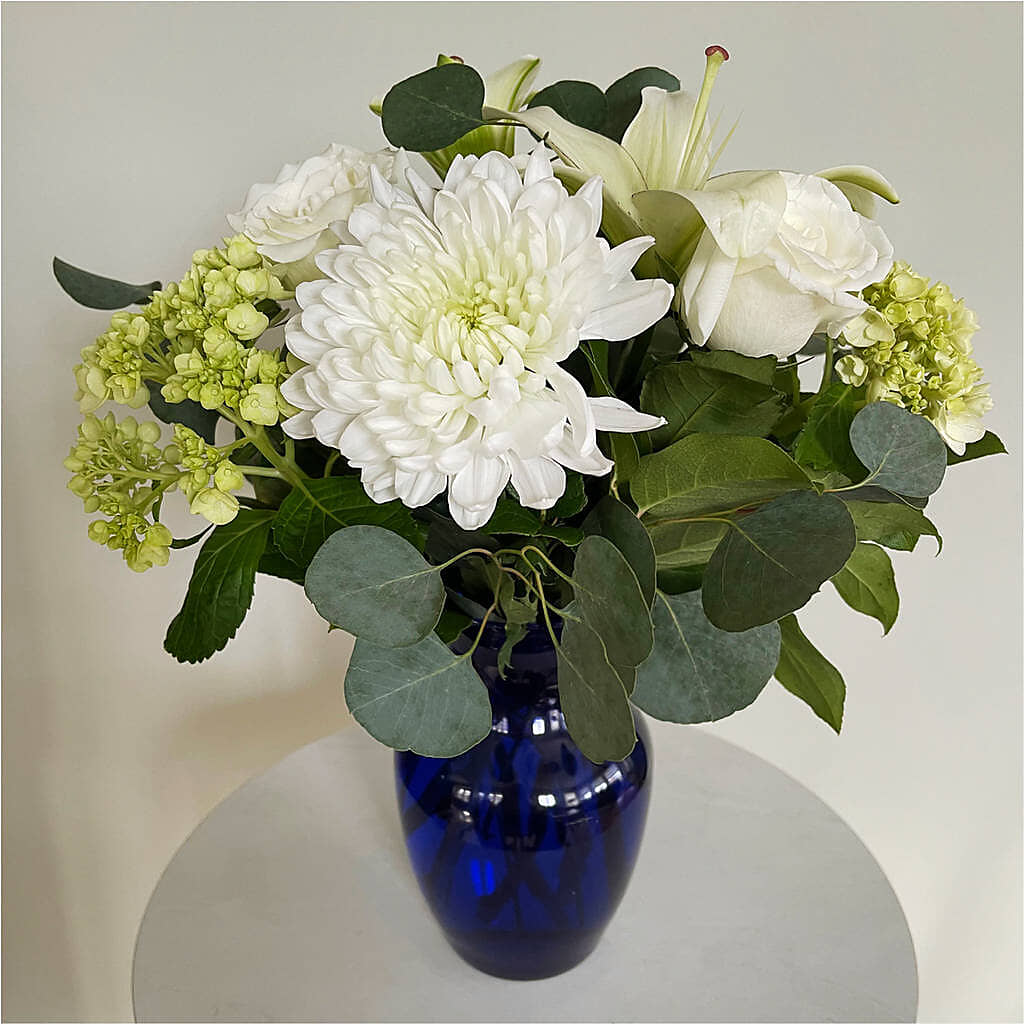 Snowy Dreams Bouquet –  Dreamy Flowers Llc, Wesley Chapel FL