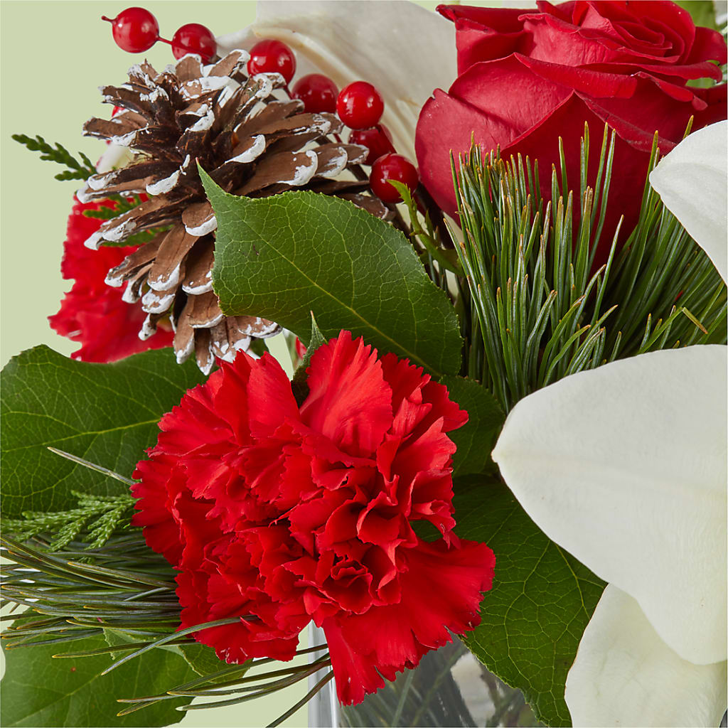 Glistening Icicles Bouquet –  Dreamy Flowers Llc, Wesley Chapel FL