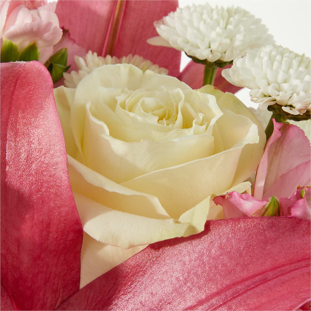 Piece of Cake Bouquet –  Dreamy Flowers Llc, Wesley Chapel FL