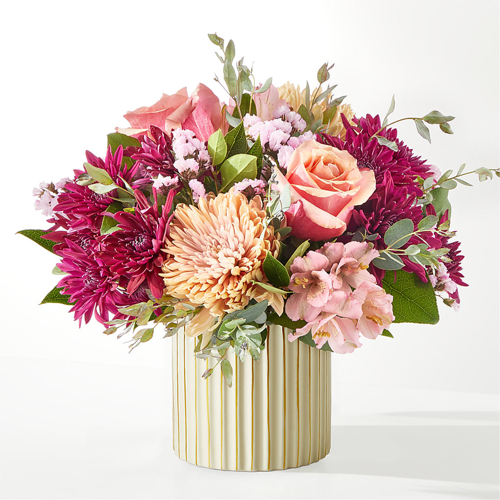 Berry Cobbler Bouquet with Ivory Vase –  Dreamy Flowers Llc, Wesley Chapel FL