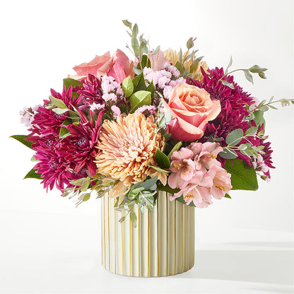 Berry Cobbler Bouquet with Ivory Vase –  Dreamy Flowers Llc, Wesley Chapel FL