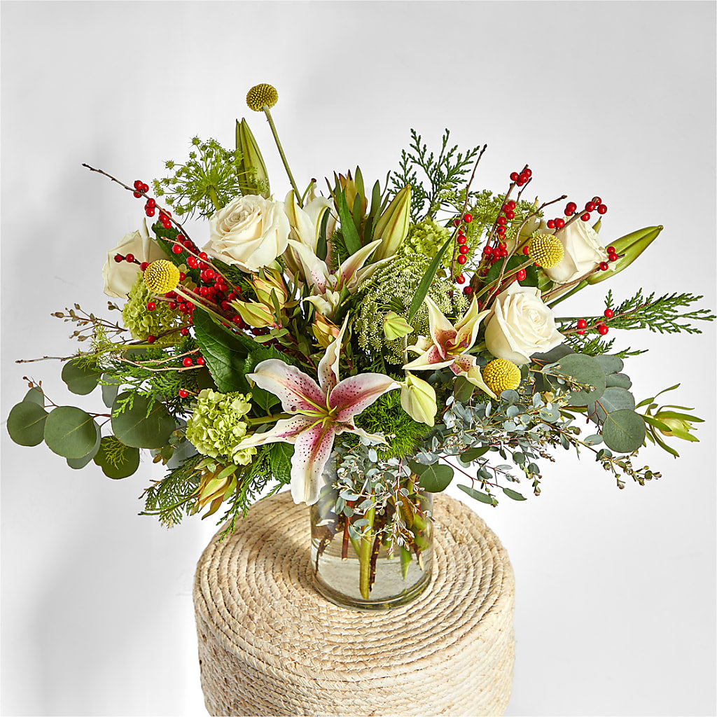 Berry & Bright Bouquet –  Dreamy Flowers Llc, Wesley Chapel FL