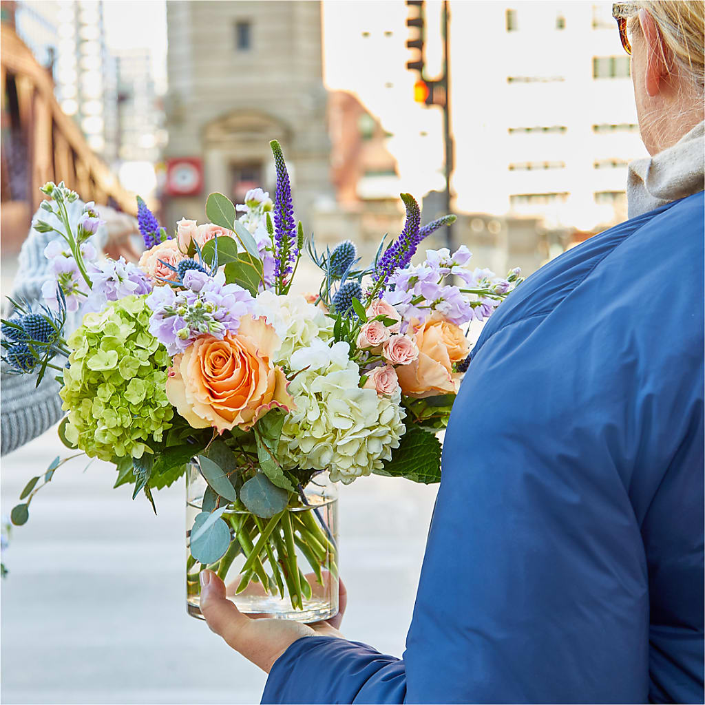 Porch Swing Bouquet –  Dreamy Flowers Llc, Wesley Chapel FL