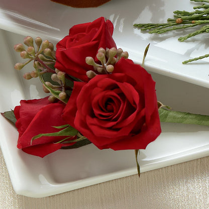 Red Spray Rose Boutonniere –  Dreamy Flowers Llc, Wesley Chapel FL